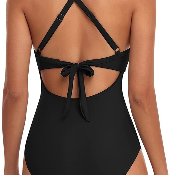 Black Tummy Control one piece bathingsuit with cut out Medium, full coverage - Picture 3 of 7